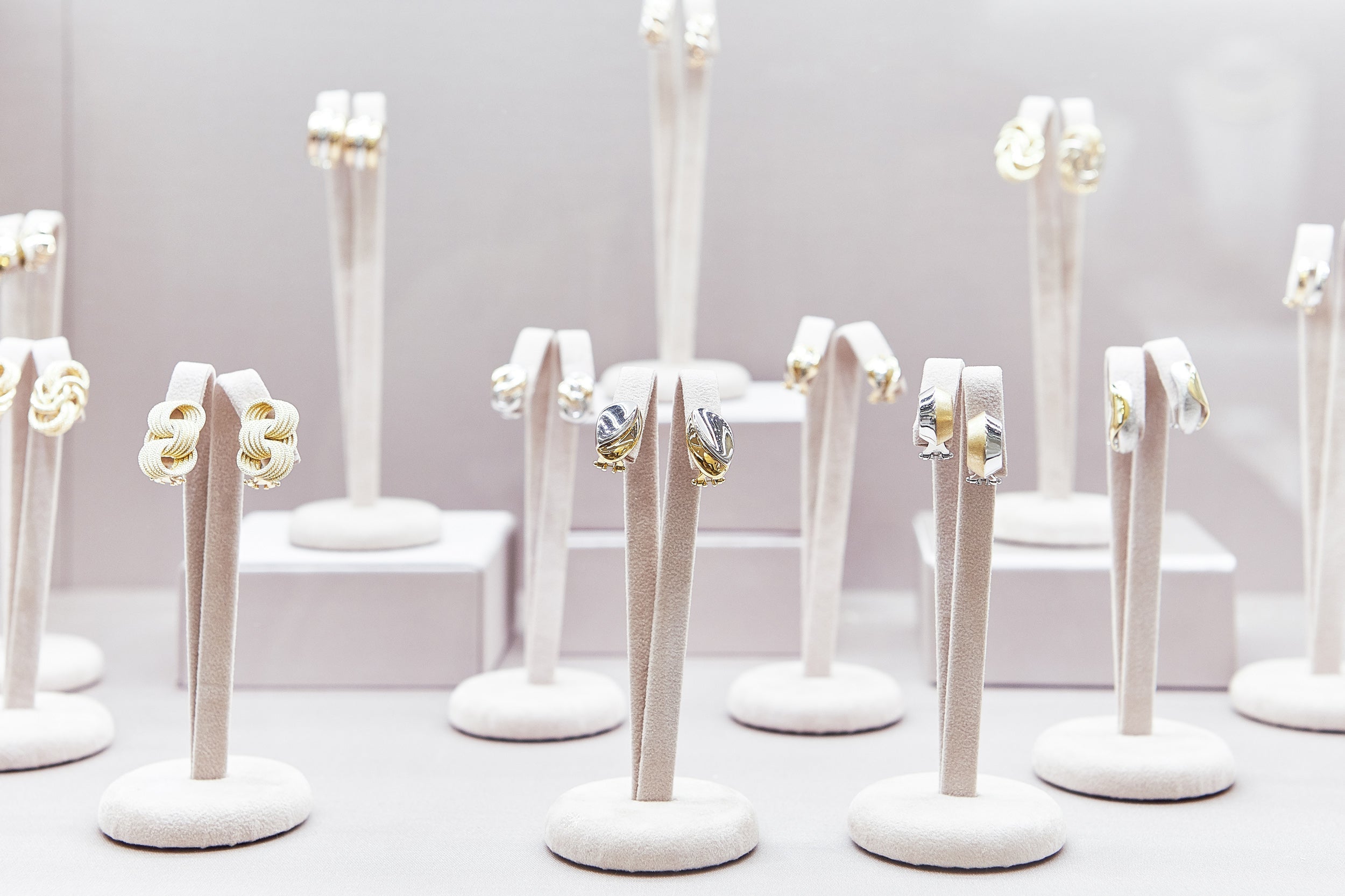 Earrings – I.Reiss
