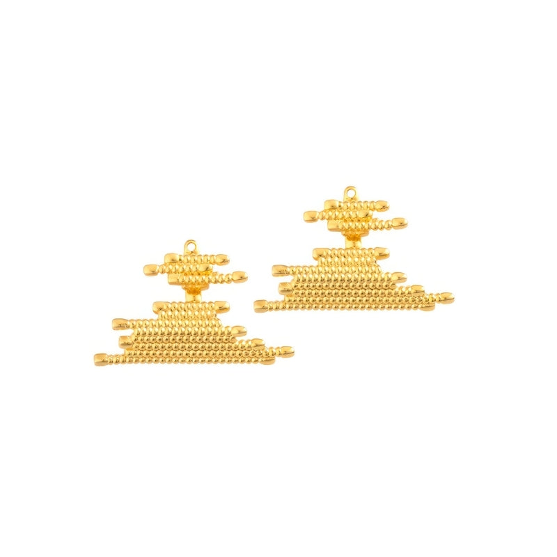 The Ripple Earrings in yellow gold
