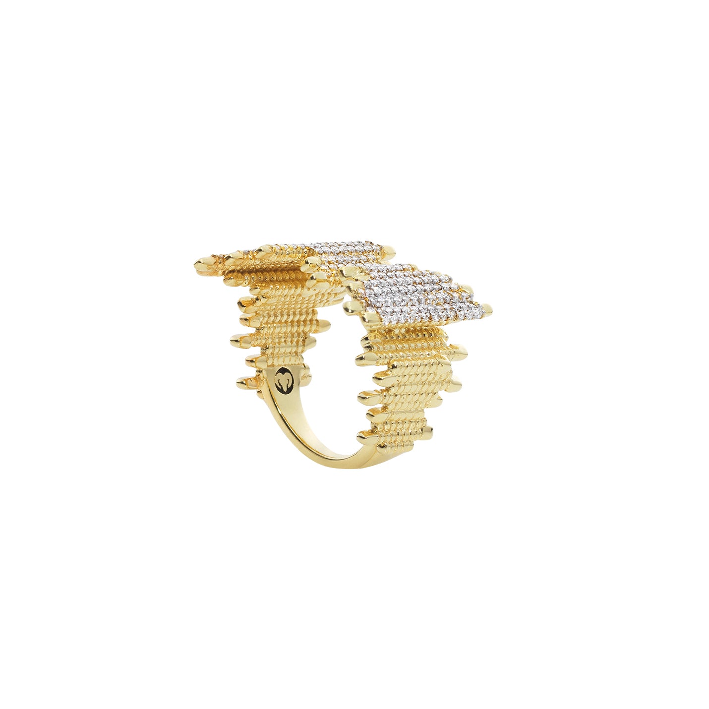 Lumen Ring in yellow gold - detail
