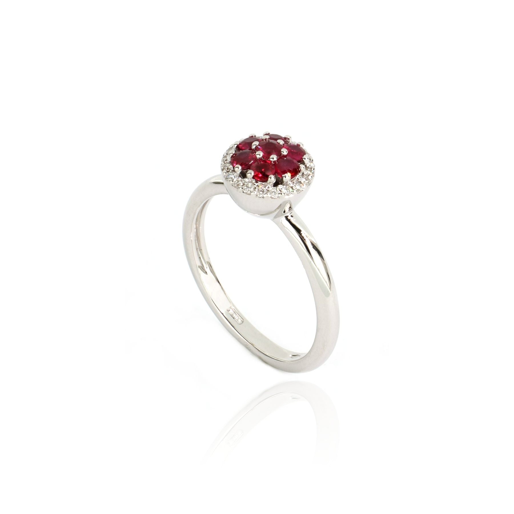 Video White Gold Ring With Rubies And Diamonds